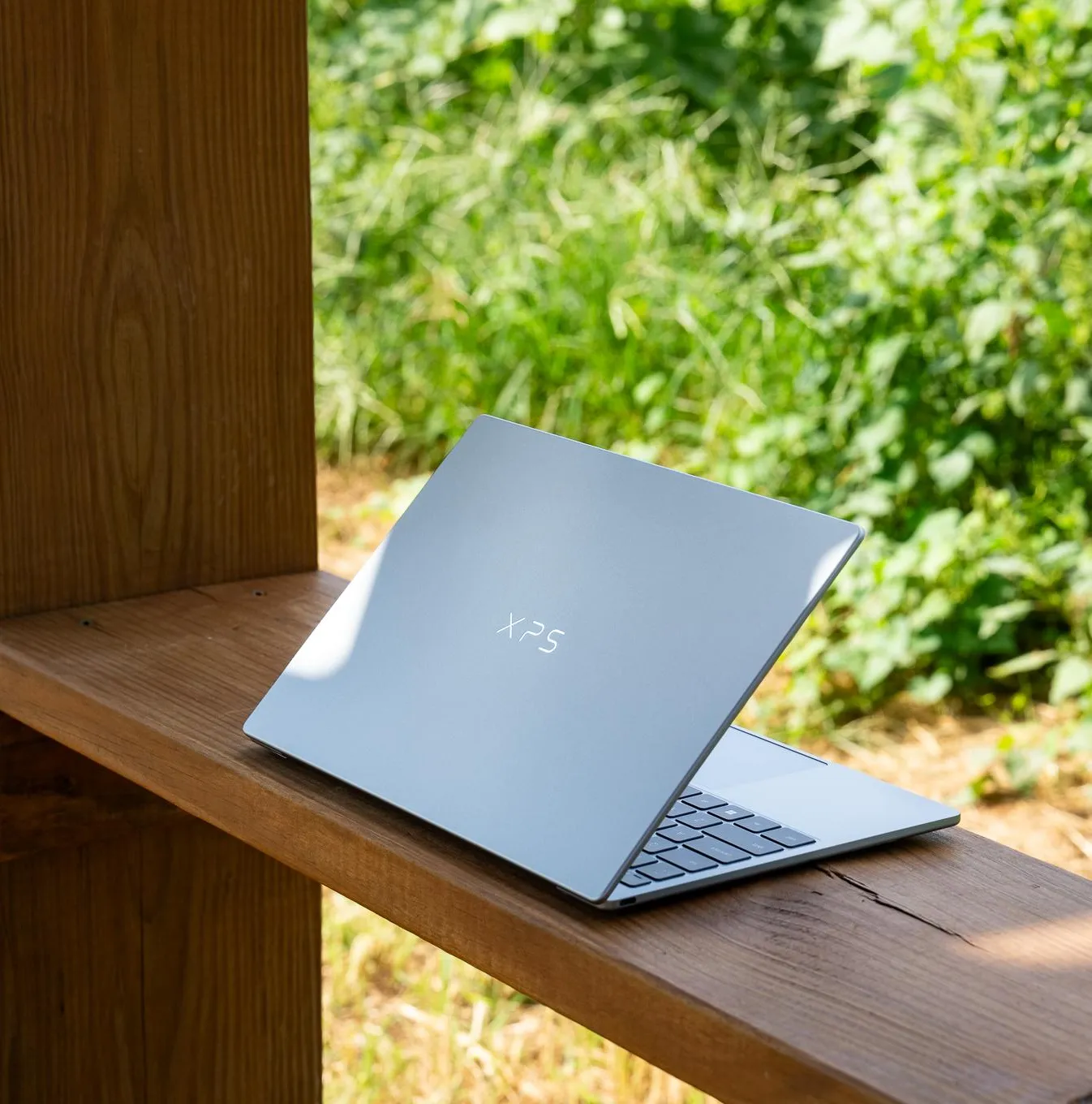 The Dell XPS 13 is the first real competitor to the MacBook Neo
